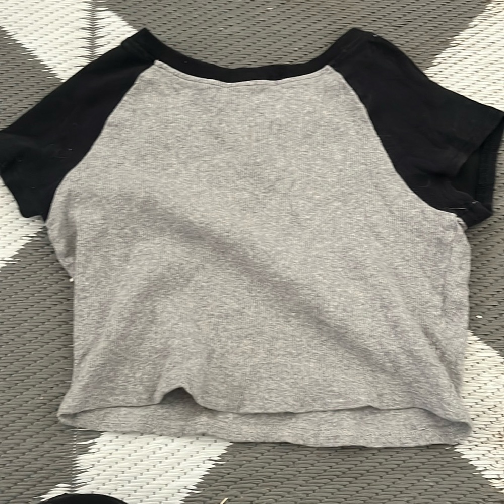 Drop top barely worn 95% cotton comfortable good for hanging around the house